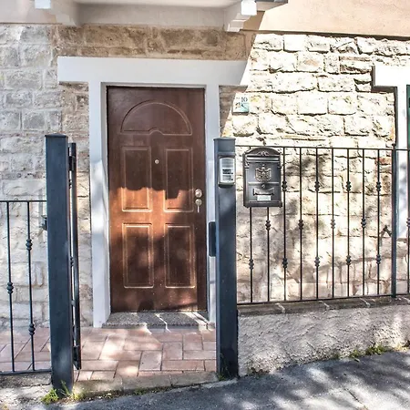S145 - Sirolo, Nuovissimo Trilocale In Centro Con Giardino Sirolo