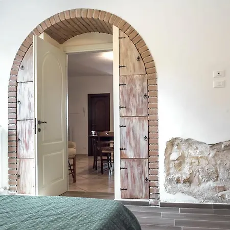 S145 - Sirolo, Nuovissimo Trilocale In Centro Con Giardino Appartement